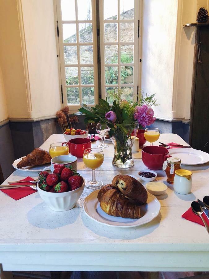 Auberge Lion D'Or แซ็ง-ต็องโตแน็ง ภายนอก รูปภาพ